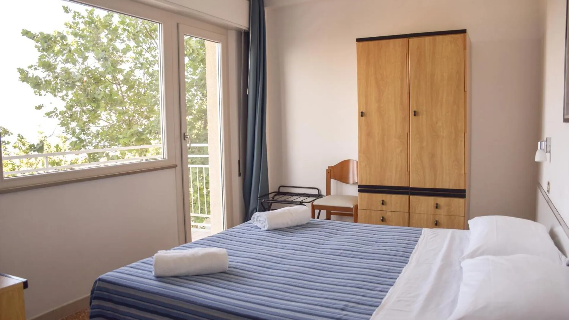 ***  Hotel Los Angeles - Fronte Mare Riccione Italie